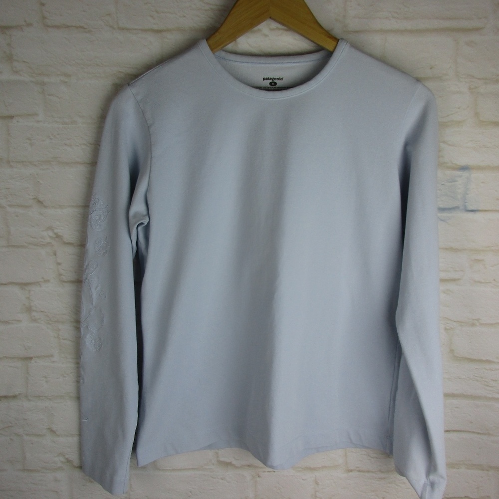 Patagonia Baby Blue Long Sleeve Thermal - Picture 5 of 6